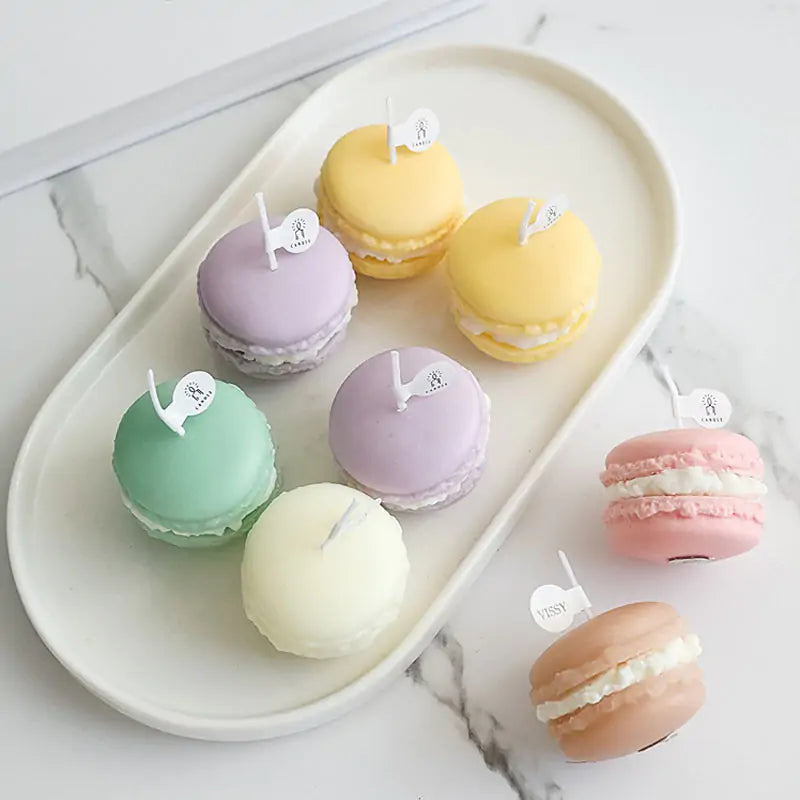Scented Macaron Candle dsgndrop