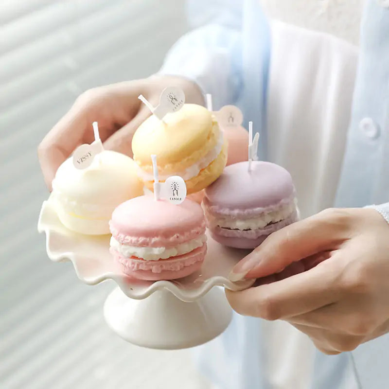 Scented Macaron Candle dsgndrop